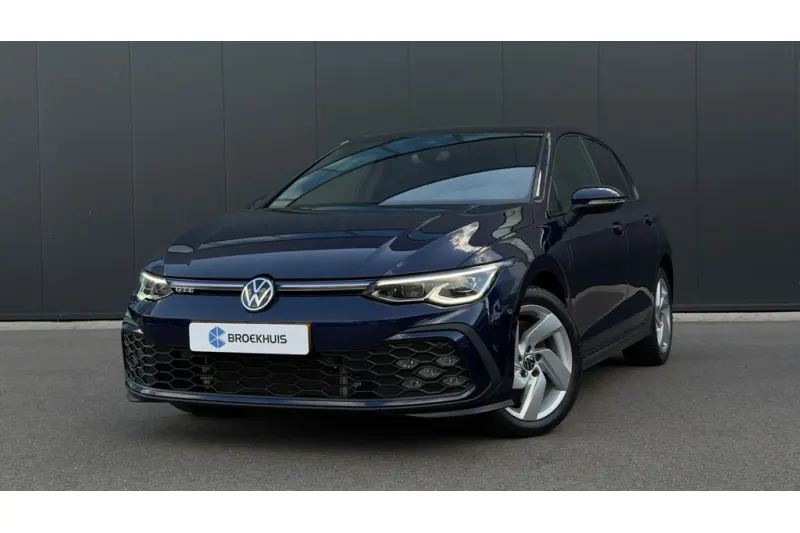 Volkswagen Golf (2022)