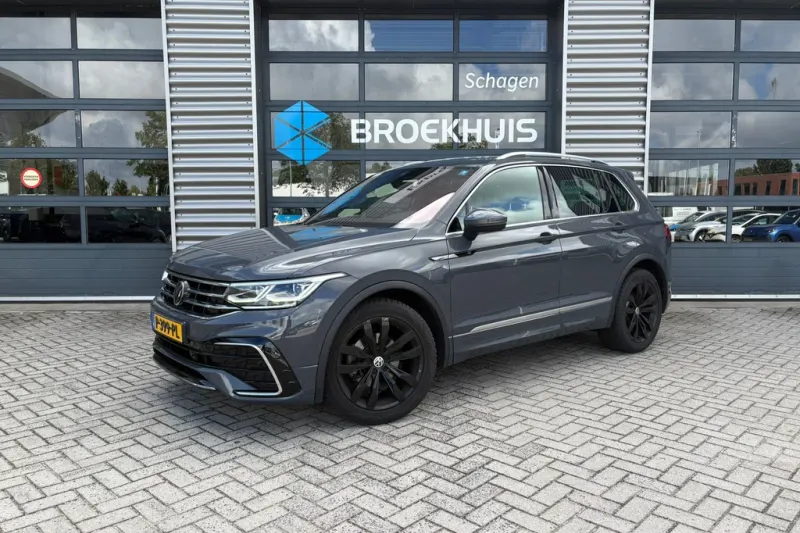 Volkswagen Tiguan (2022)