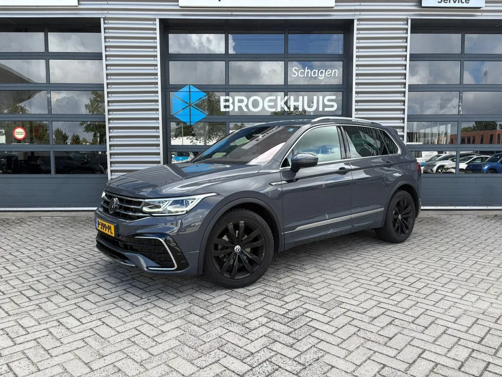Volkswagen Tiguan (2022) — foto 1