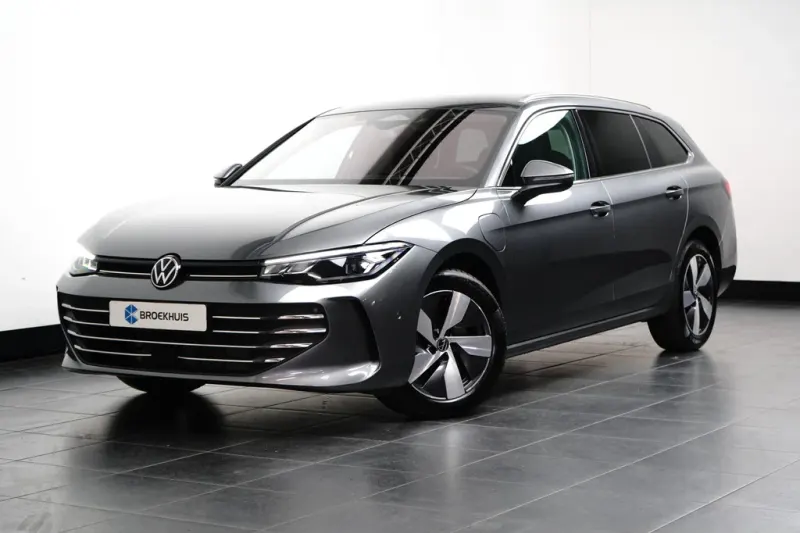 Volkswagen Passat (2025)