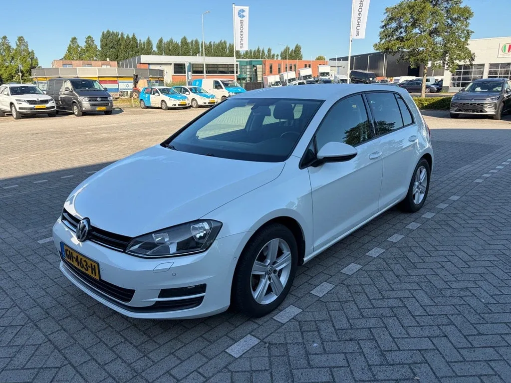 Volkswagen Golf (2014) — foto 1
