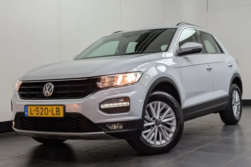 Volkswagen T-Roc (2021)
