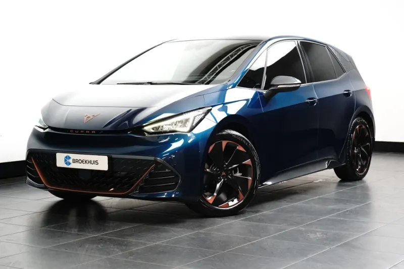 CUPRA Born (2023)