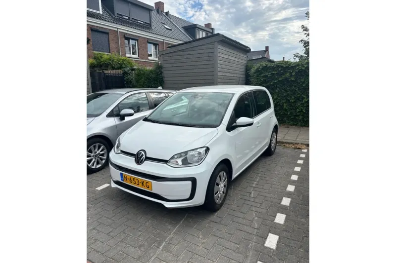 Volkswagen Up! (2021)