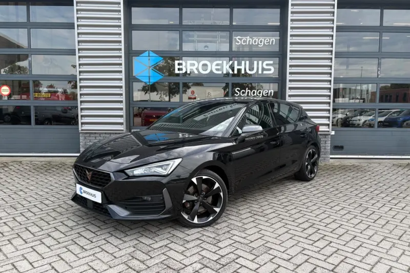 CUPRA Leon (2023)