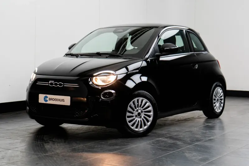 Fiat 500e (2023)