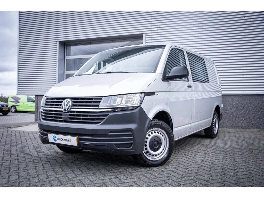 Volkswagen Transporter (2021) — foto 1