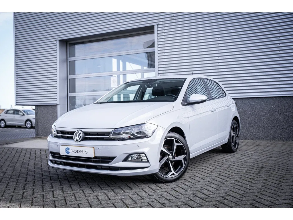 Volkswagen Polo (2017) — foto 1