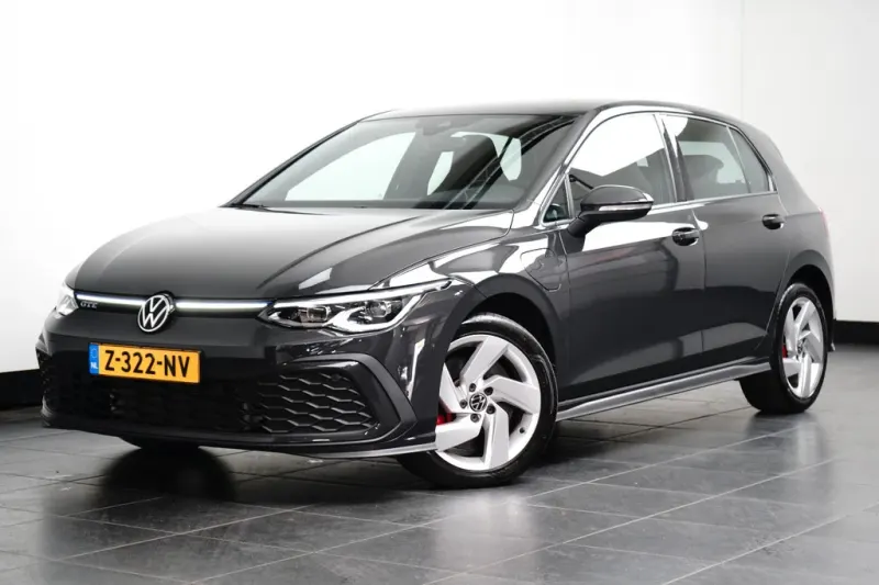 Volkswagen Golf (2022)