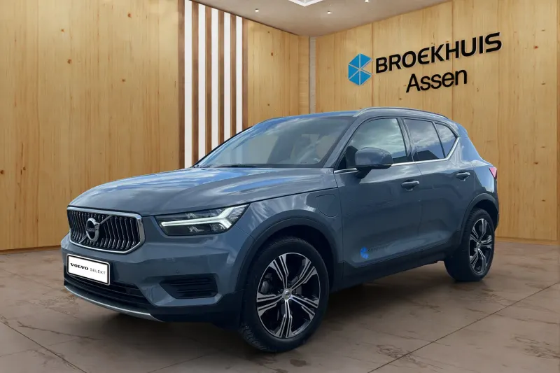 Volvo XC40 (2022)