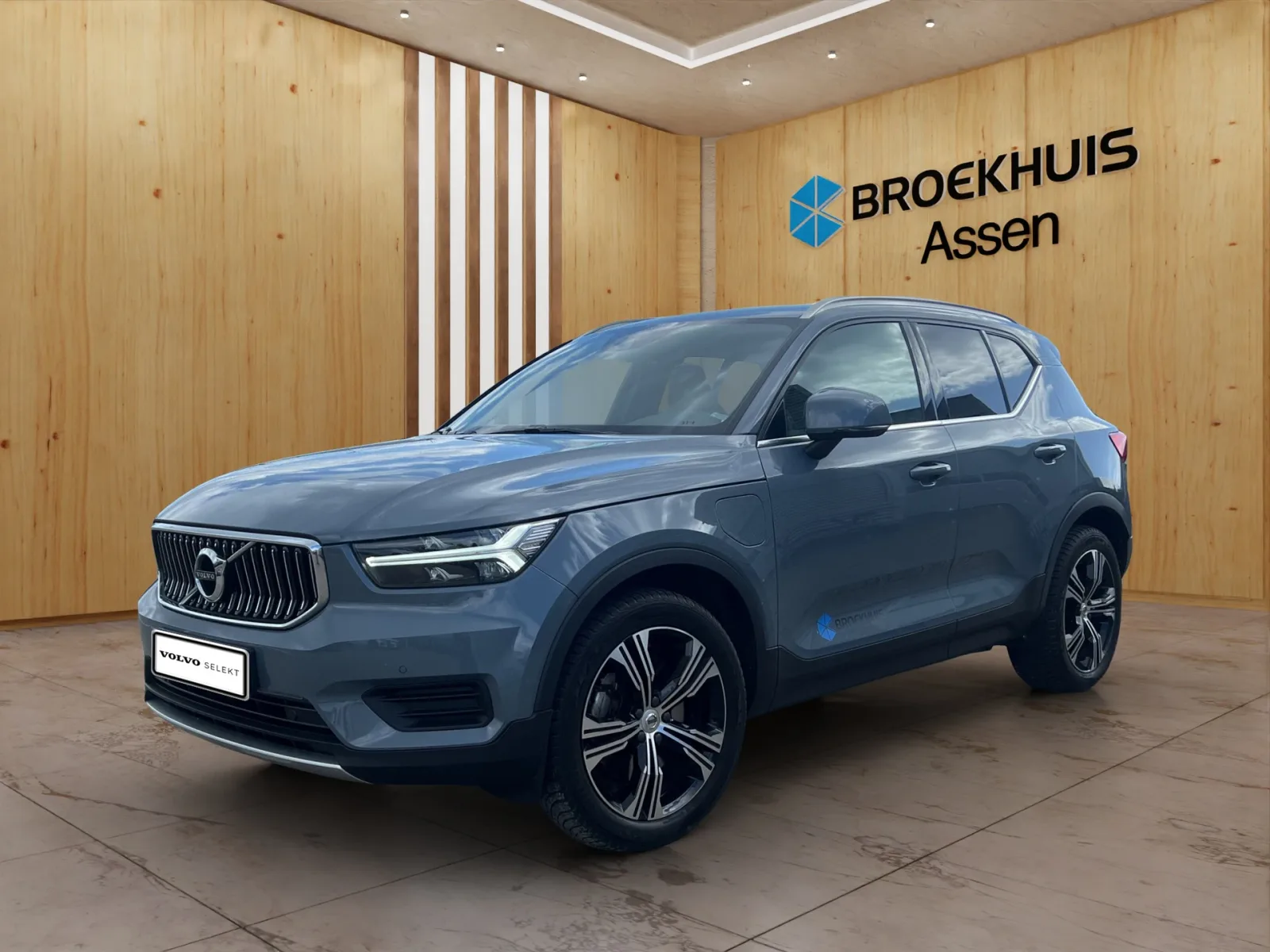 Volvo XC40 (2022) — foto 1