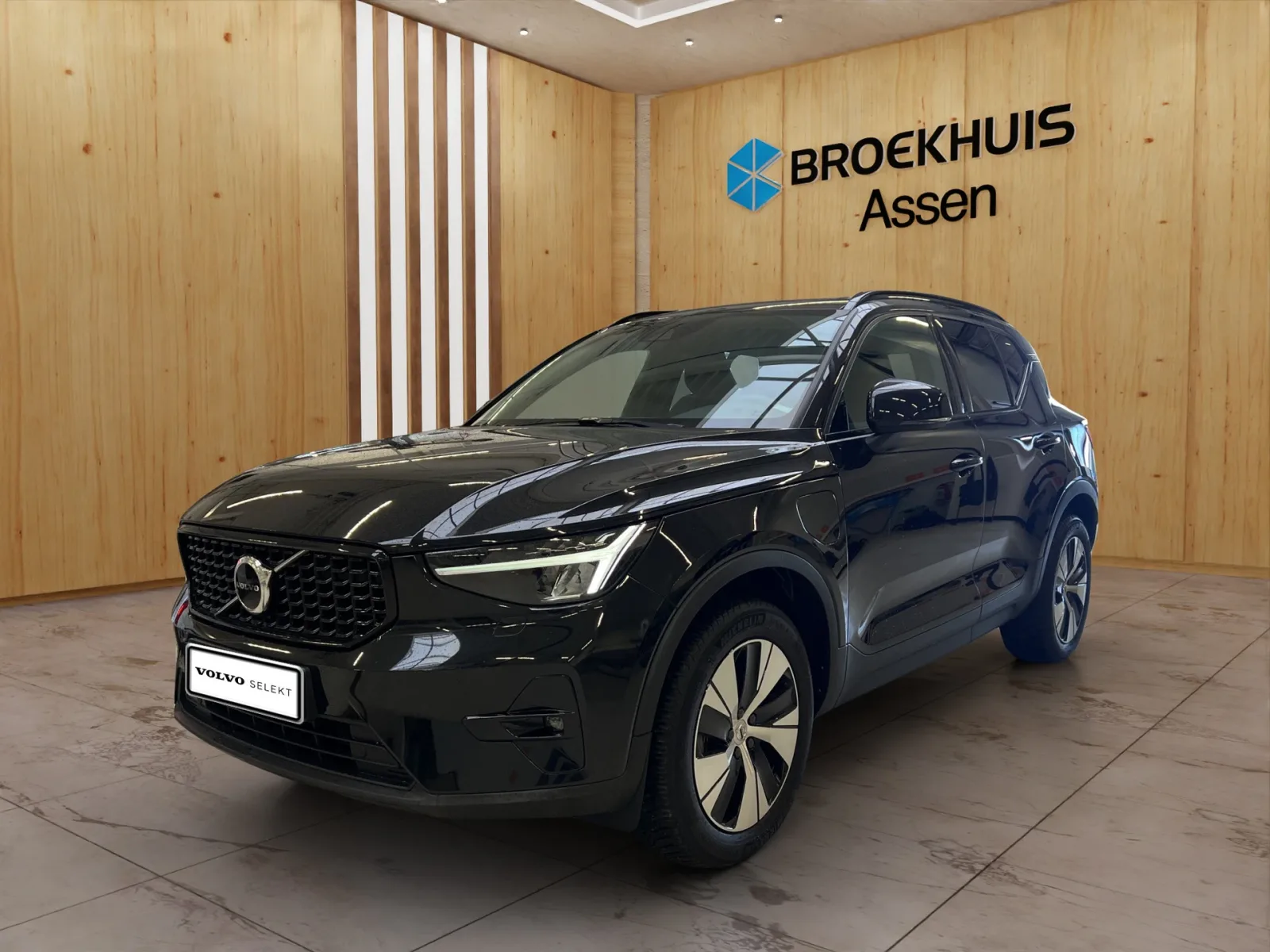 Volvo XC40 (2022) — foto 1