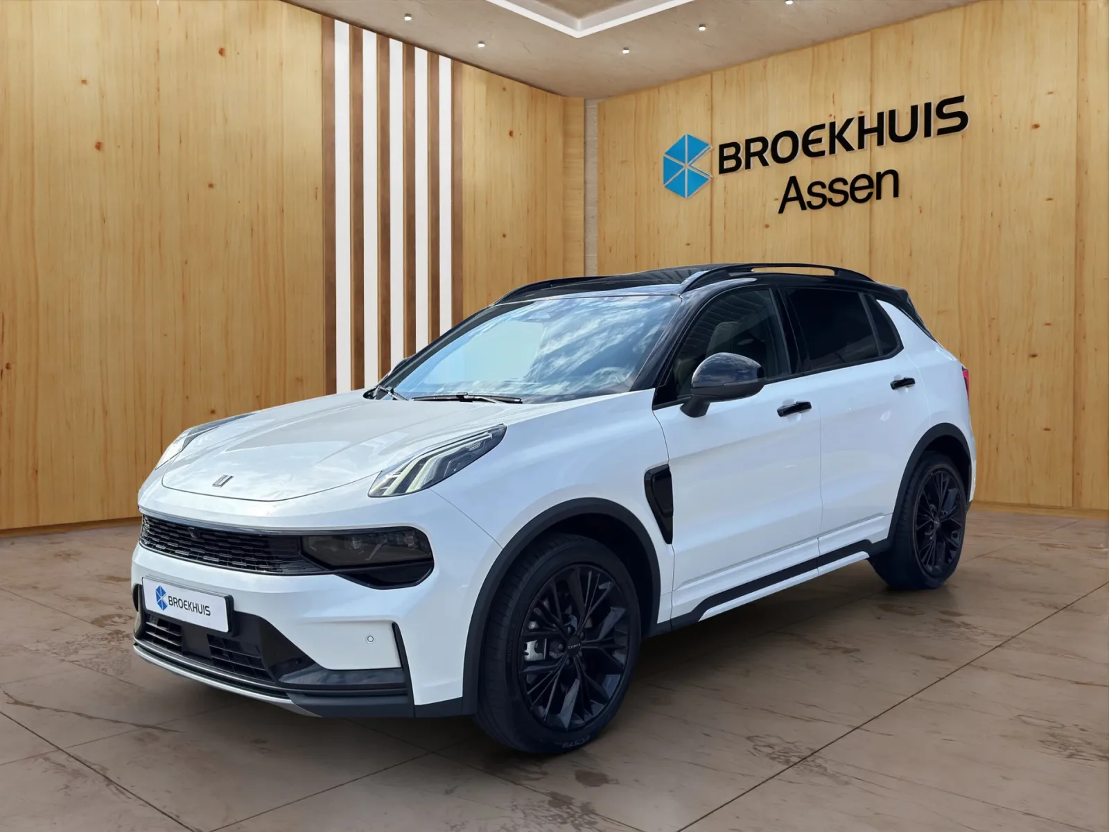 Lynk & Co 01 (2026) — foto 1