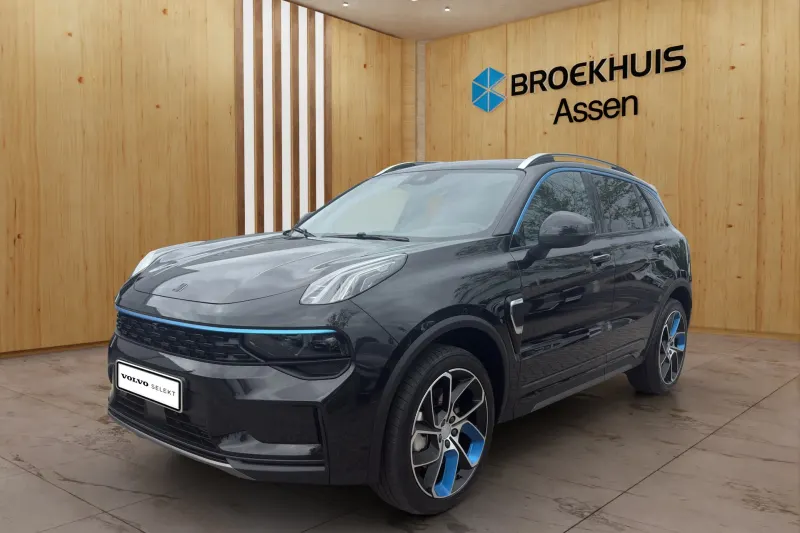 Lynk & Co 01 (2023)