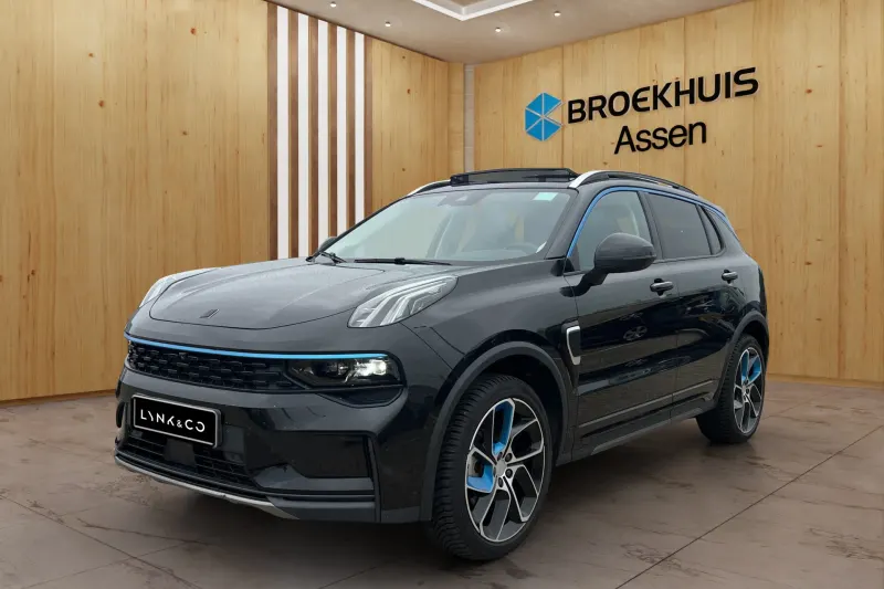Lynk & Co 01 (2024)