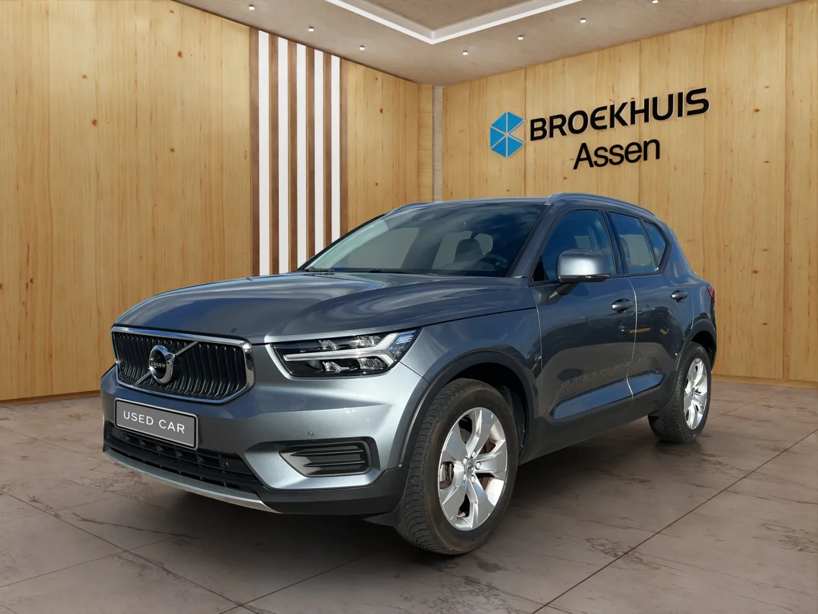 Volvo XC40 (2019) — foto 1