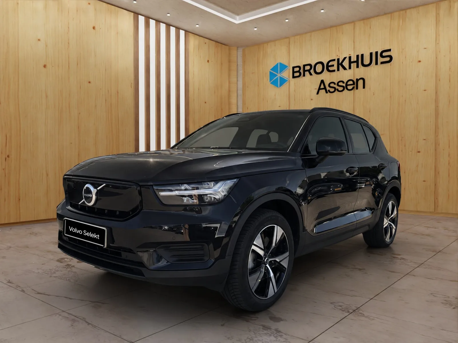 Volvo XC40 (2022) — foto 1