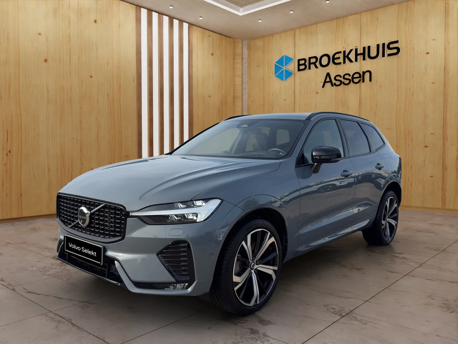 Volvo XC60 (2023) — foto 1