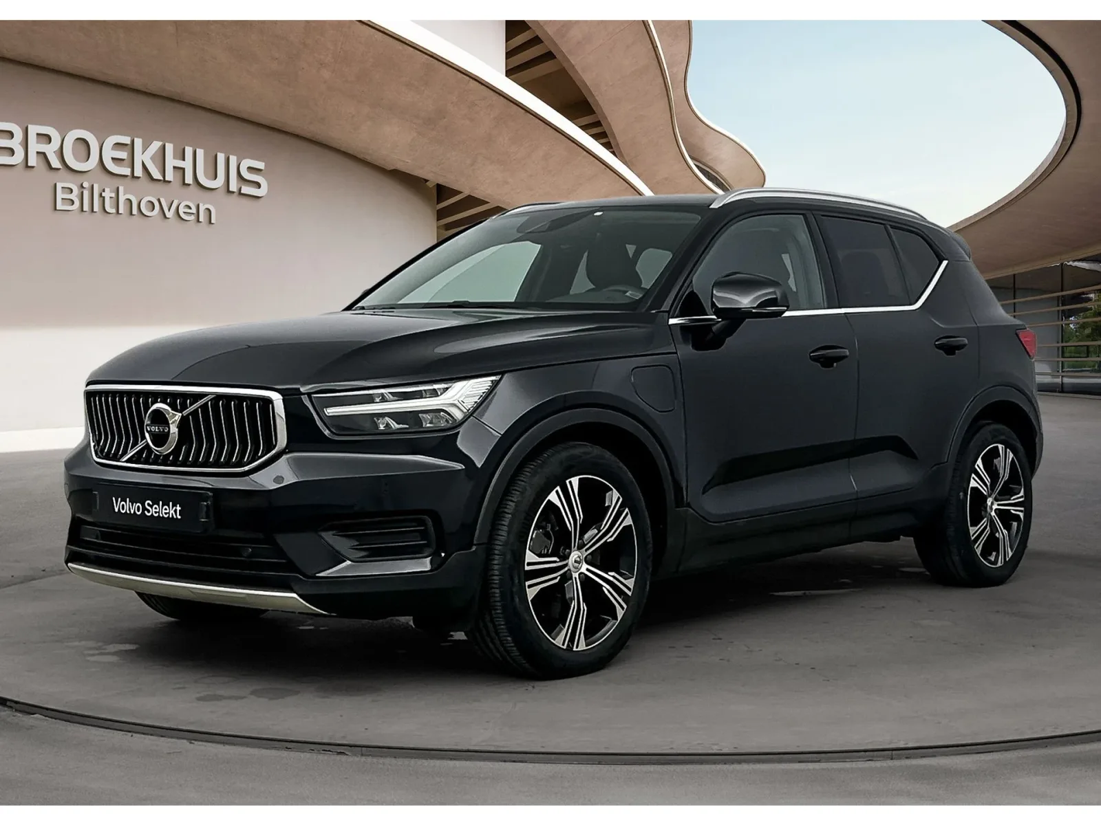 Volvo XC40 (2021) — foto 1