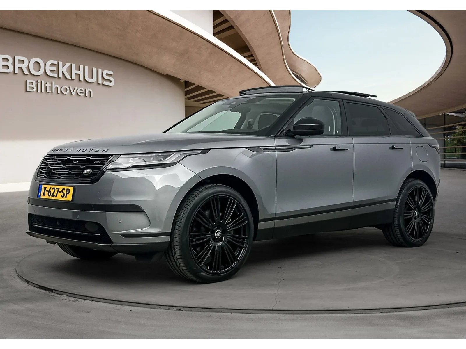 Land Rover Range Rover Velar (2024) — foto 1