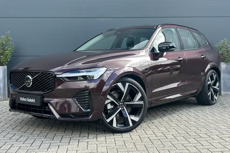 Volvo XC60 (2025)