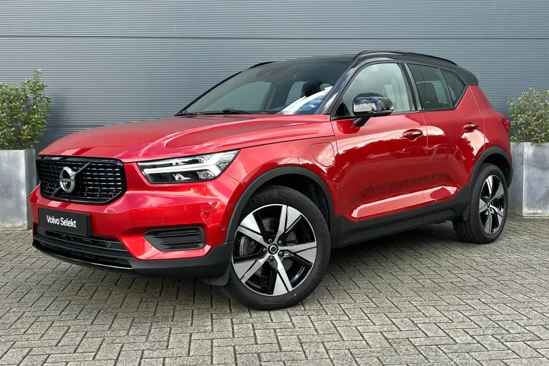 Volvo XC40 (2022)