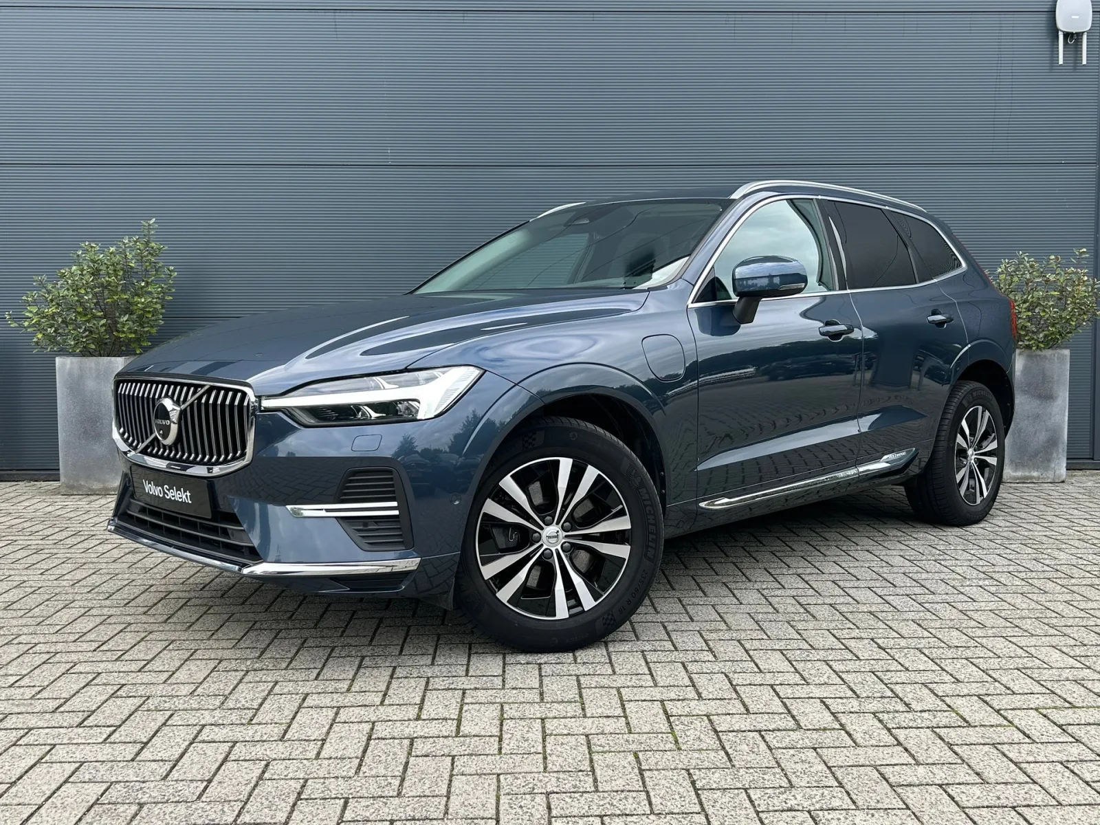 Volvo XC60 (2022) — foto 1
