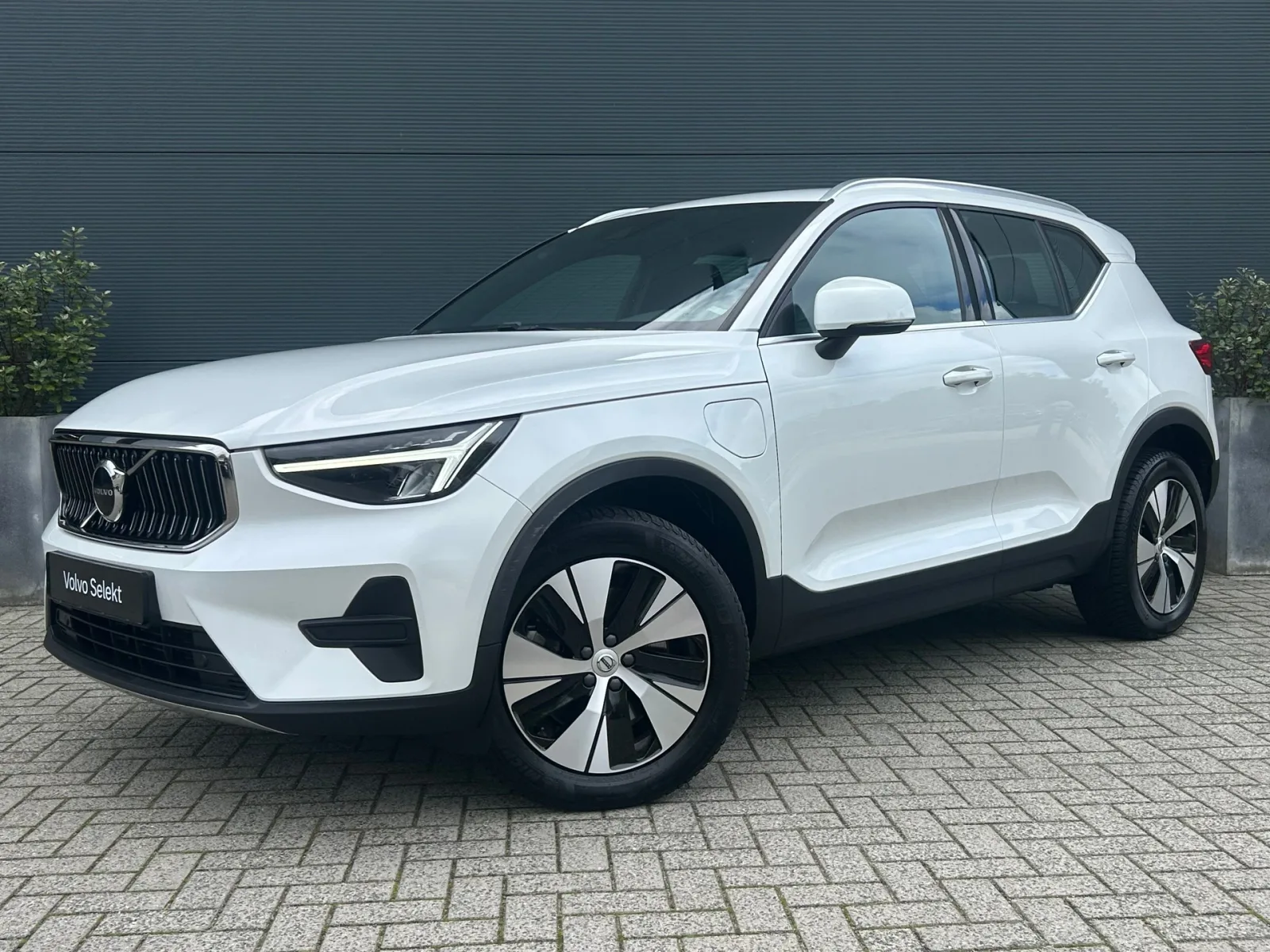 Volvo XC40 (2022) — foto 1