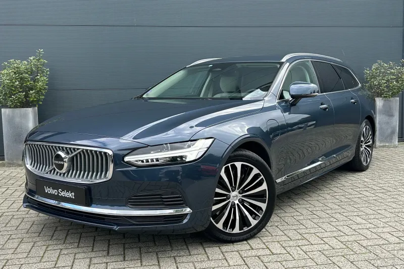 Volvo V90 (2022)