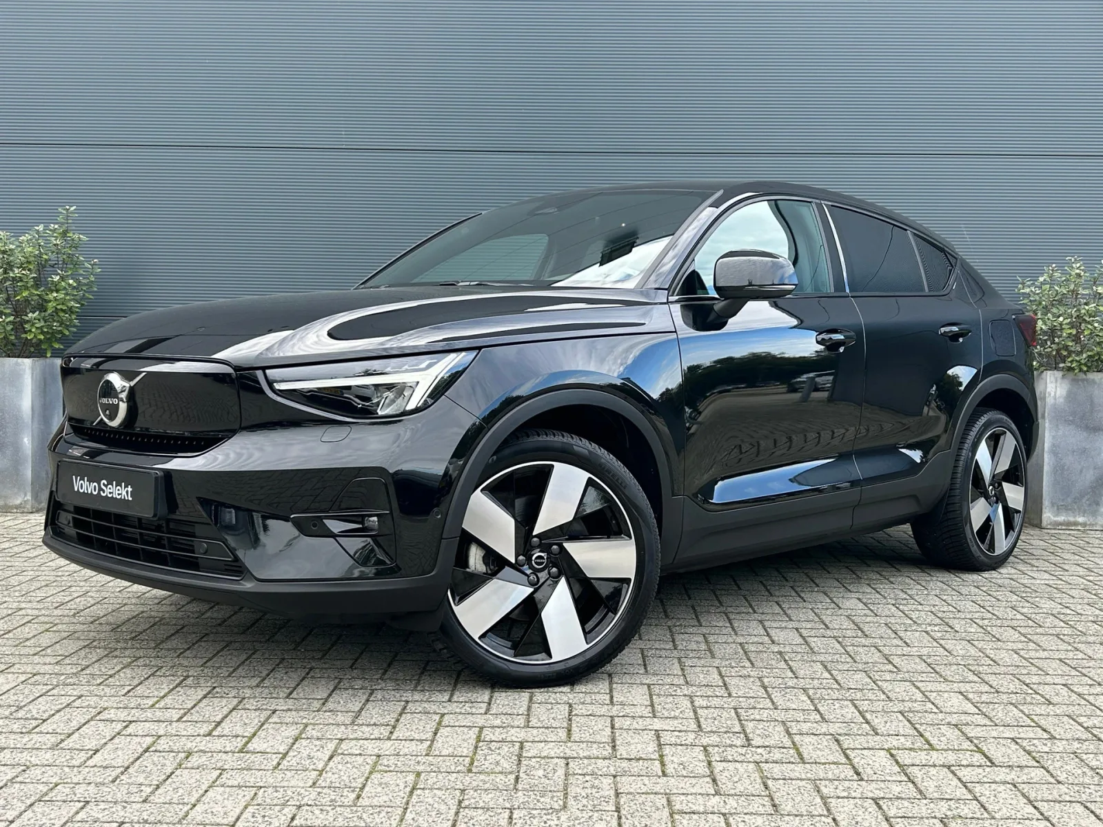 Volvo C40 (2022) — foto 1