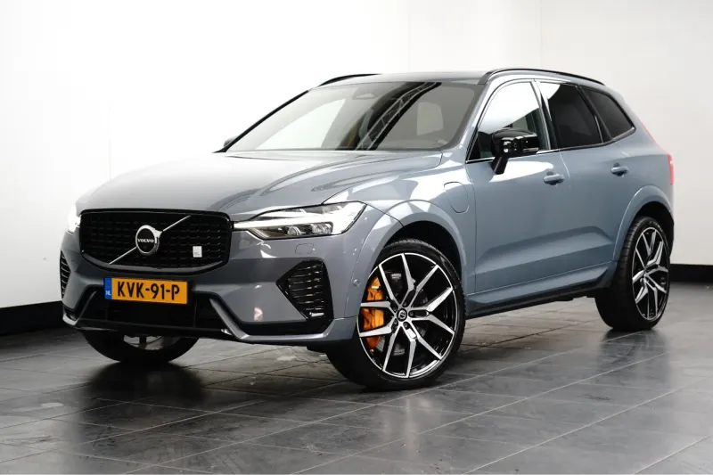 Volvo XC60 (2023)