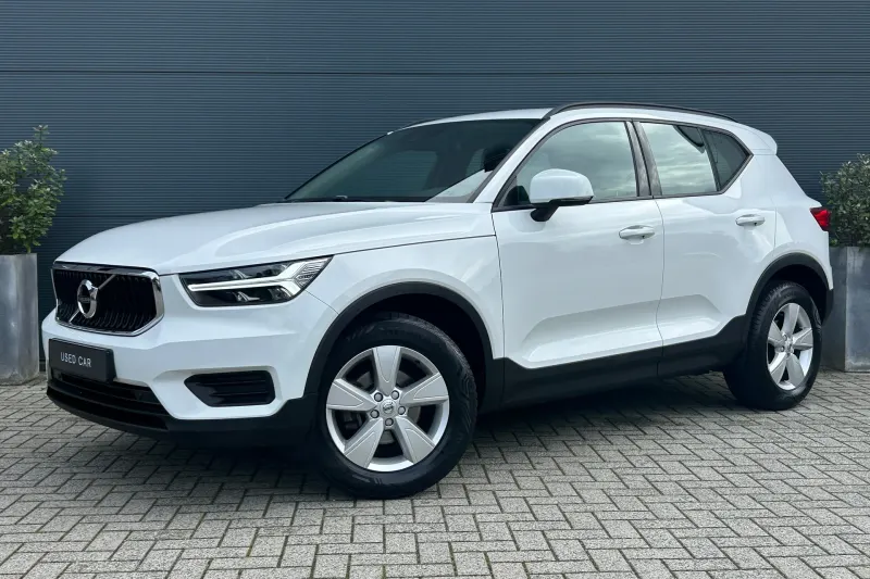 Volvo XC40 (2021)