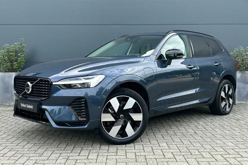 Volvo XC60 (2023)