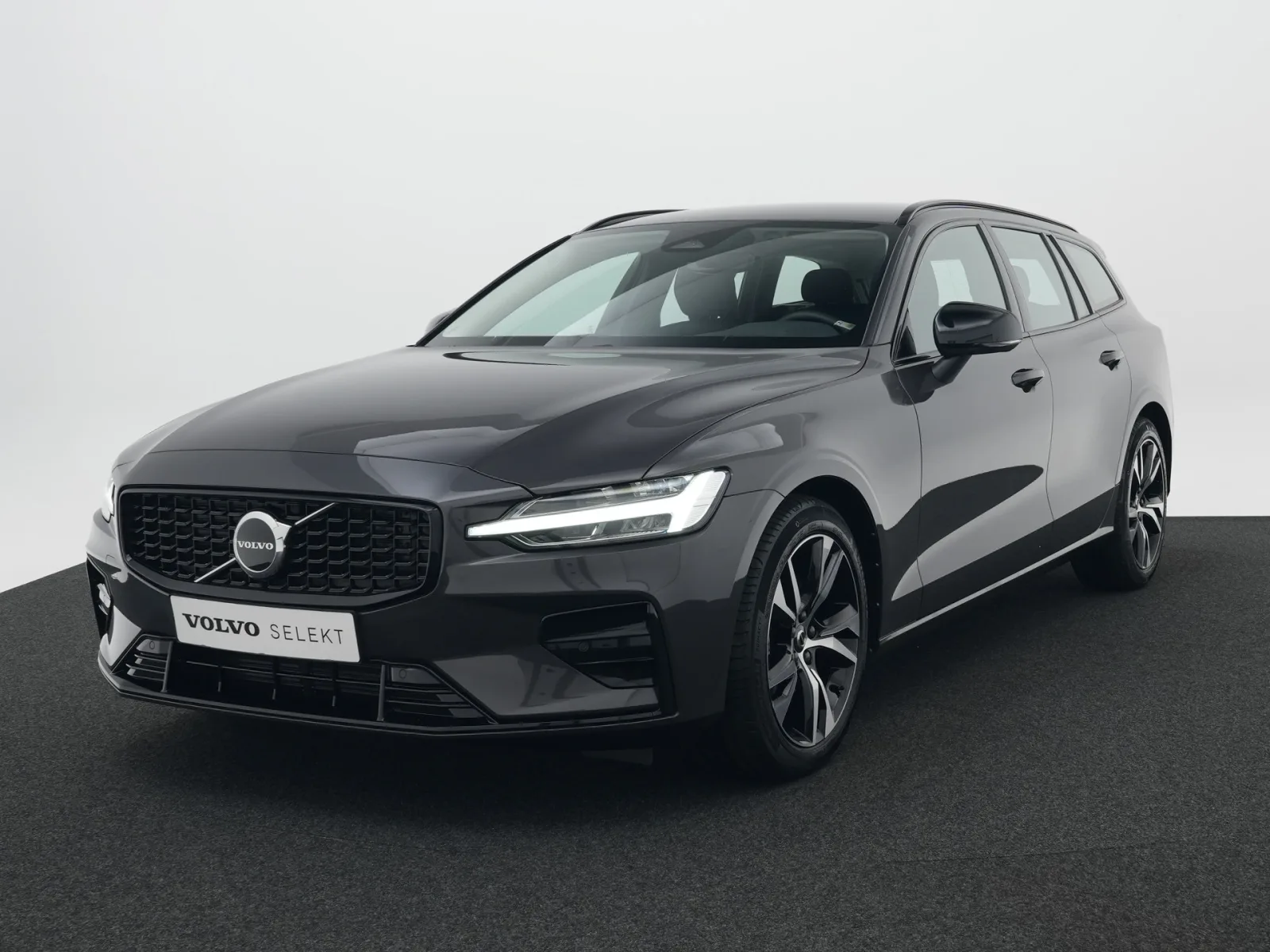 Volvo V60 (2024) — foto 1