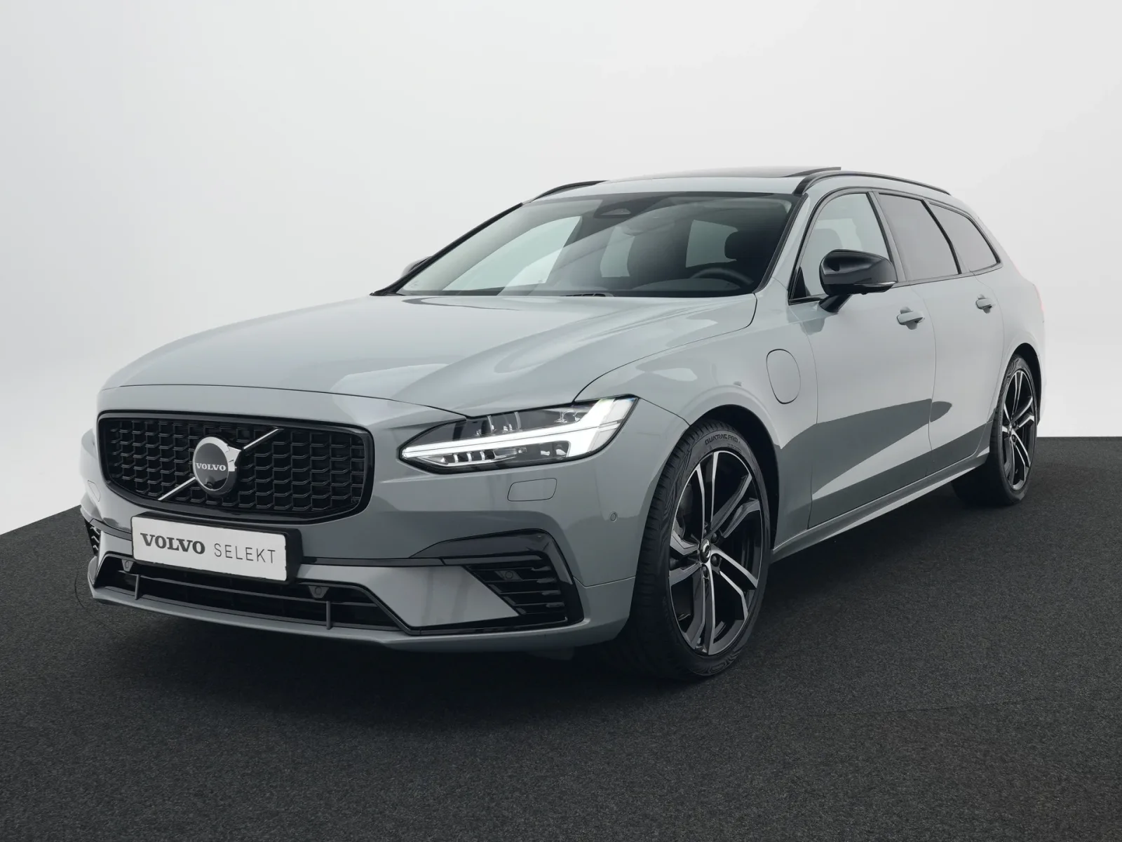 Volvo V90 (2025) — foto 1