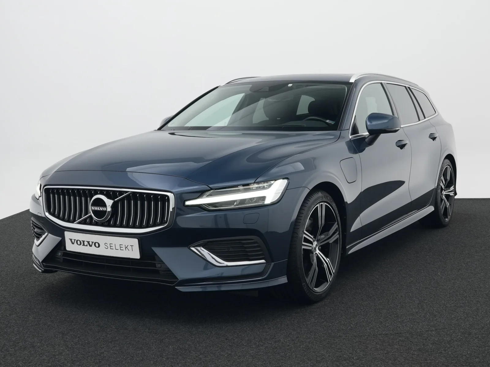 Volvo V60 (2021) — foto 1