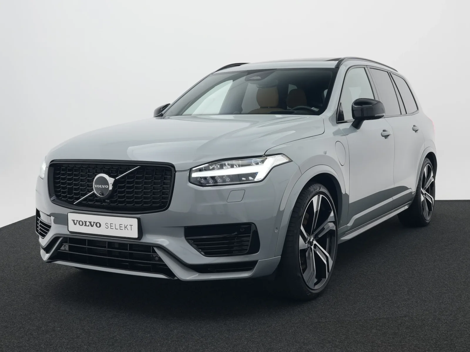Volvo XC90 (2024) — foto 1