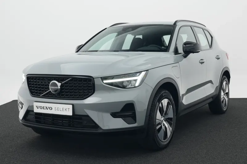 Volvo XC40 (2023)