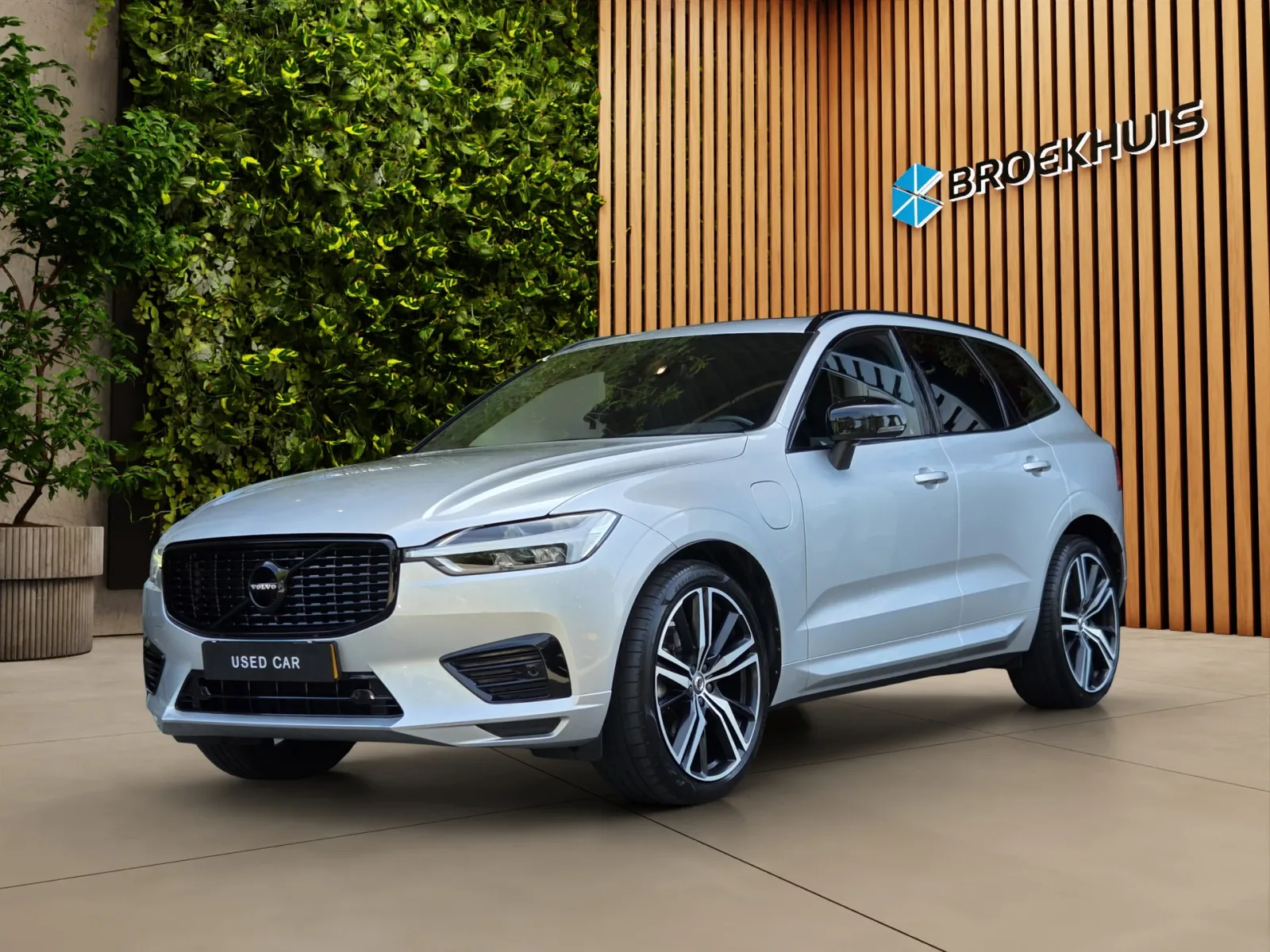 Volvo XC60 (2020) — foto 1