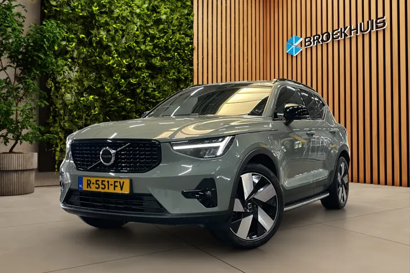 Volvo XC40 (2022)
