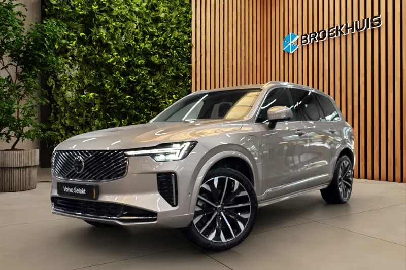 Volvo XC90 (2025)