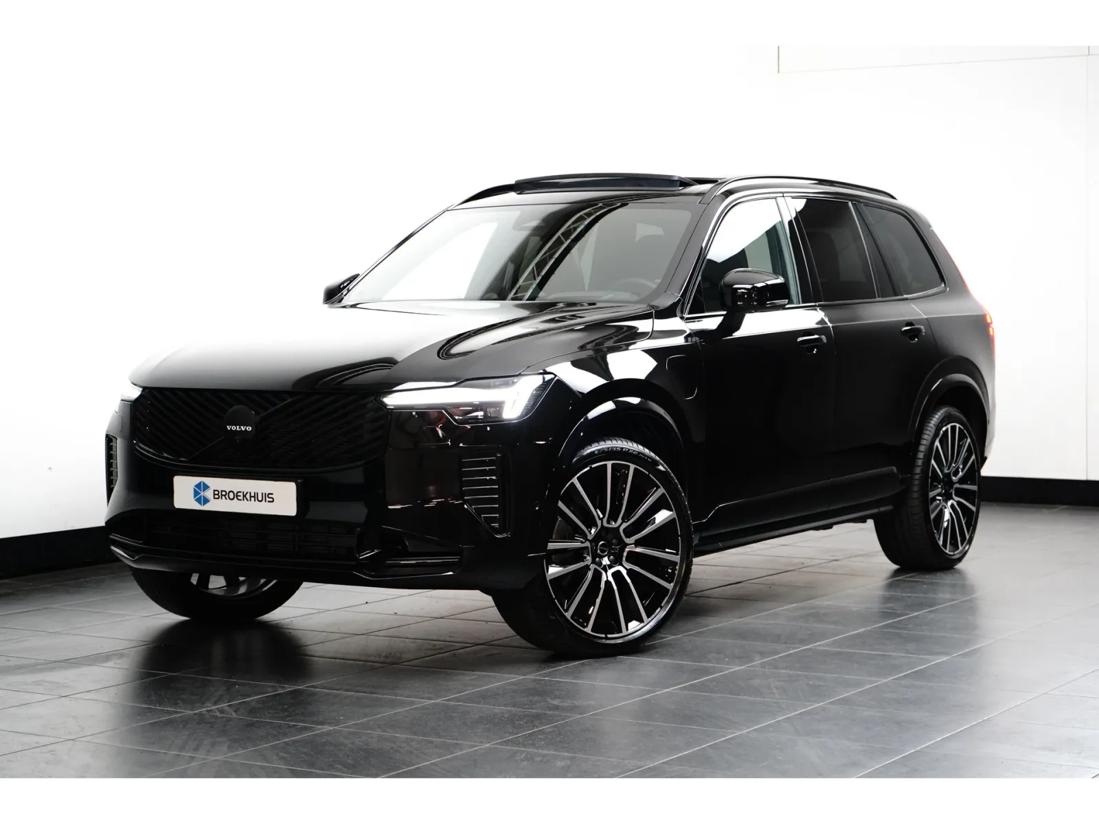 Volvo XC90 (2026) — foto 1