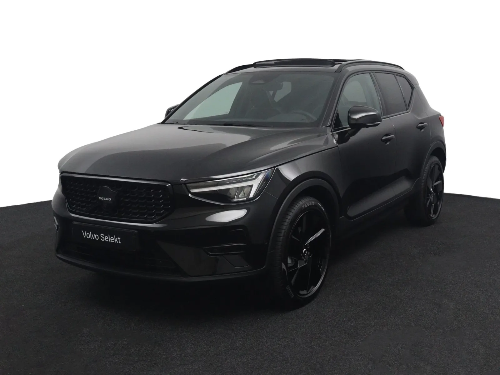 Volvo XC40 (2026) — foto 1