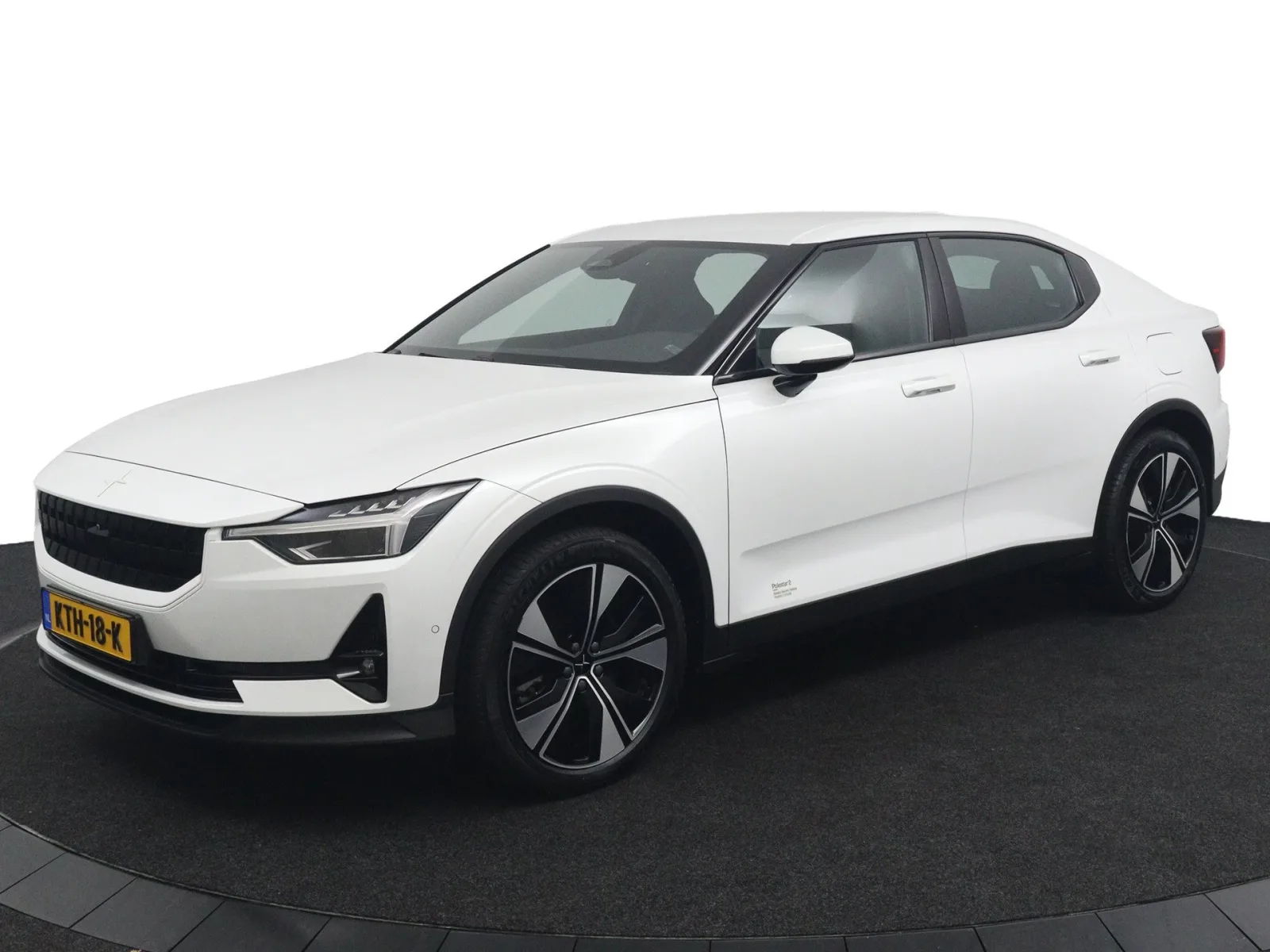 Polestar 2 (2023) — foto 1