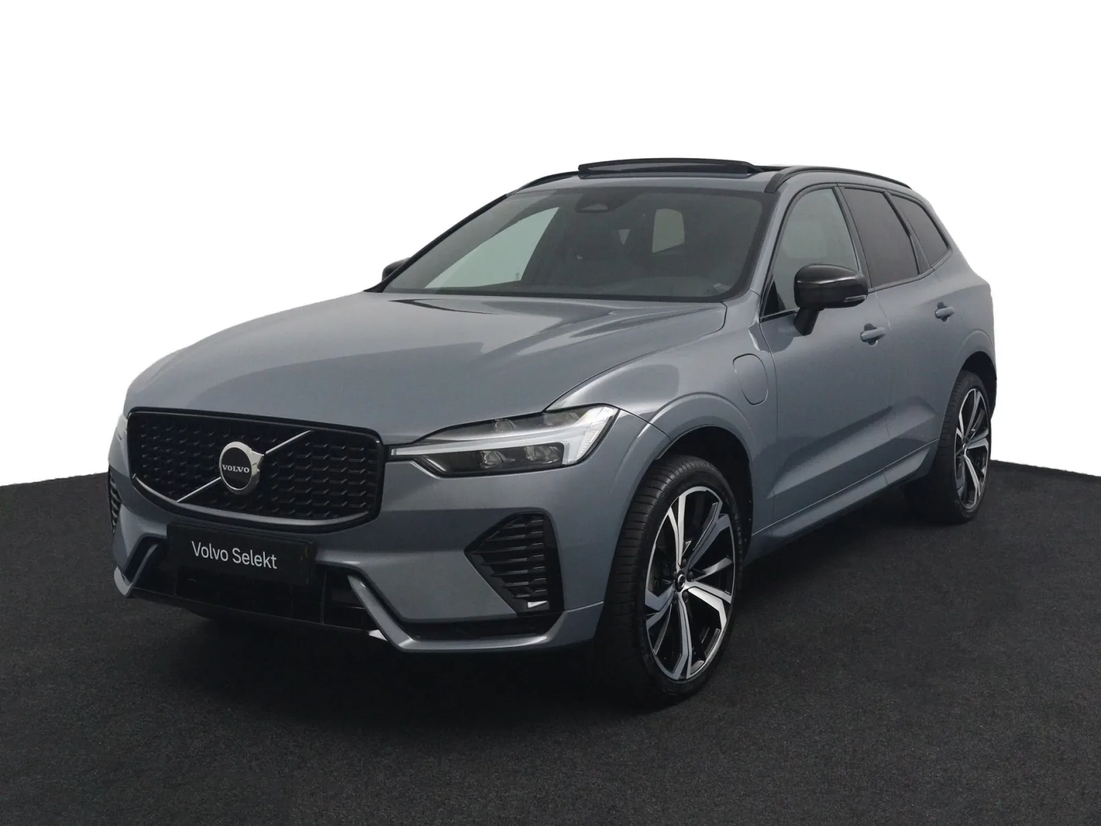Volvo XC60 (2022) — foto 1