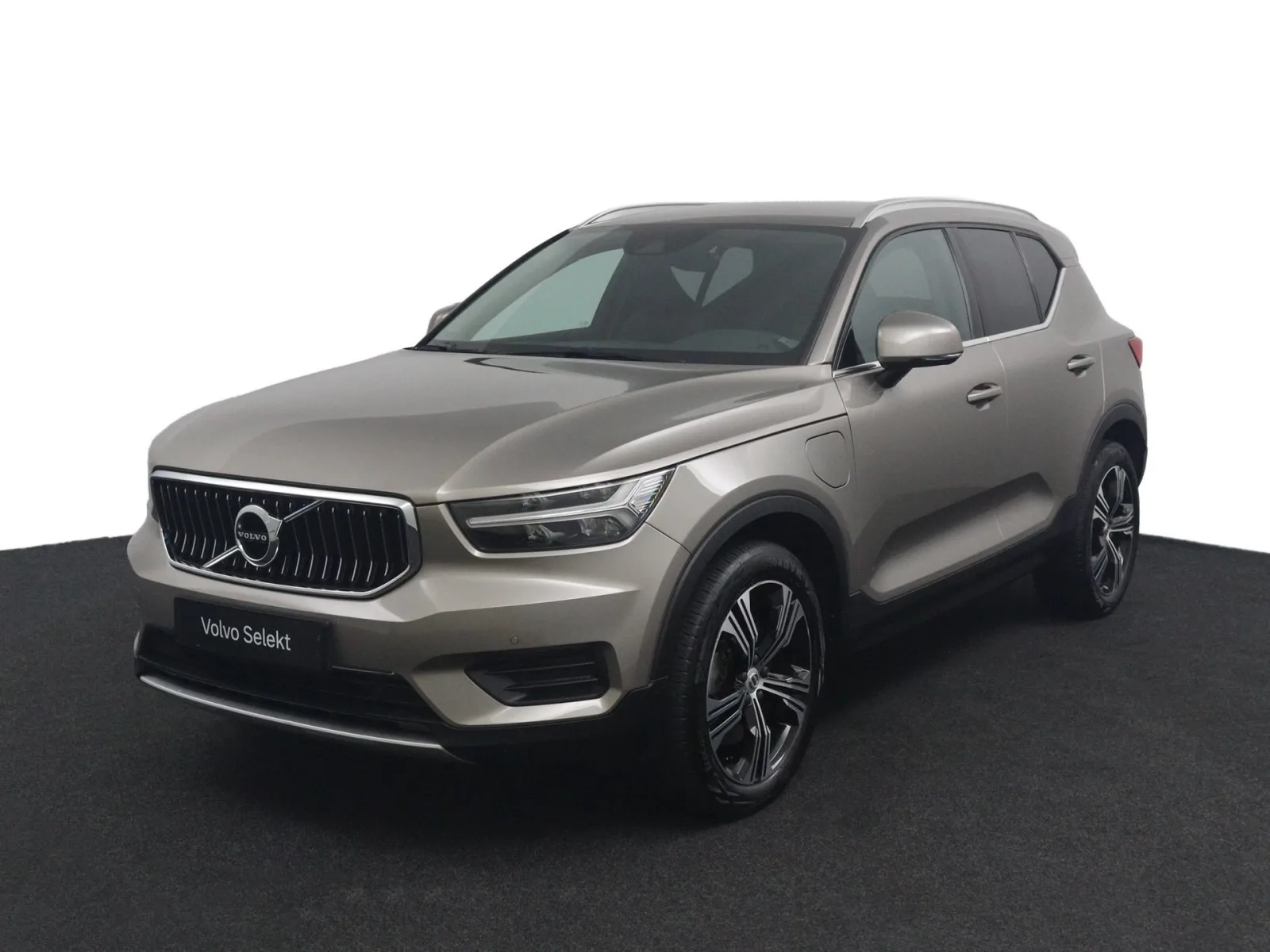 Volvo XC40 (2022) — foto 1