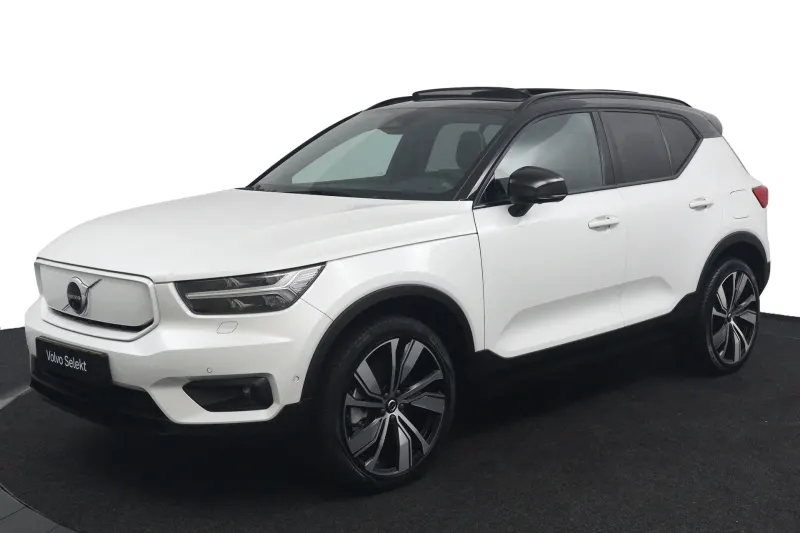 Volvo XC40 (2022)