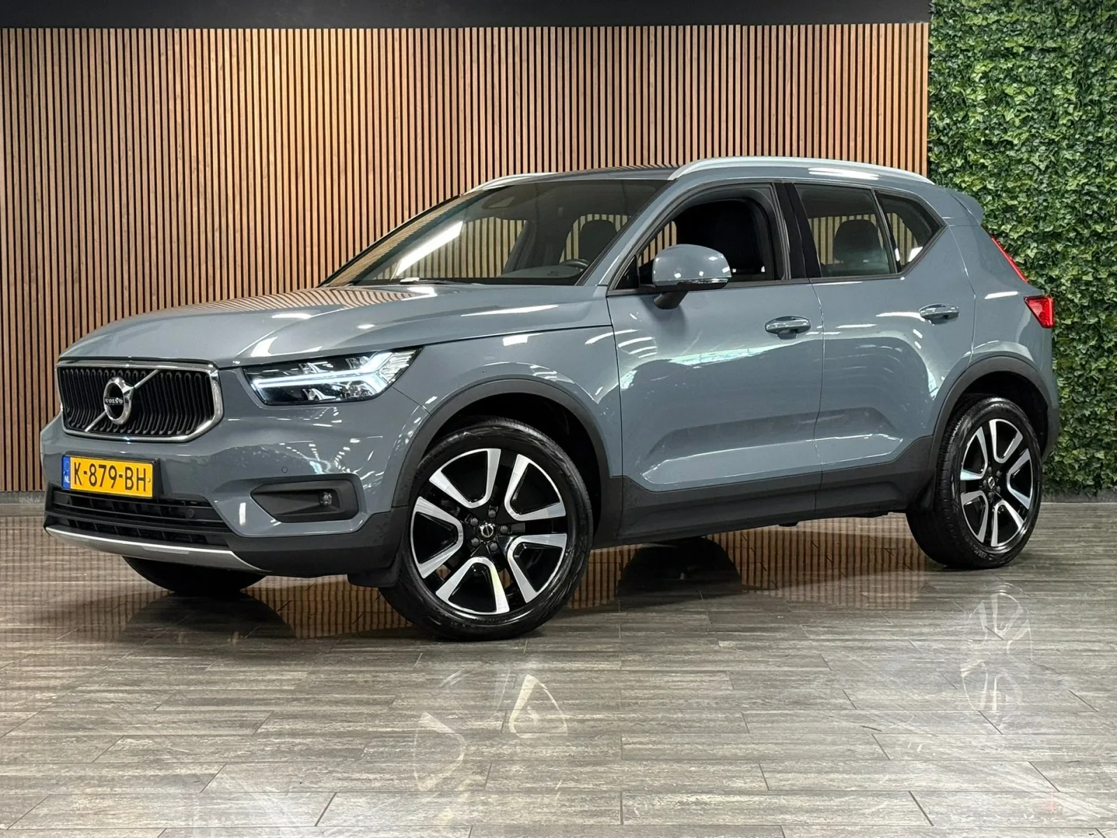 Volvo XC40 (2020) — foto 1