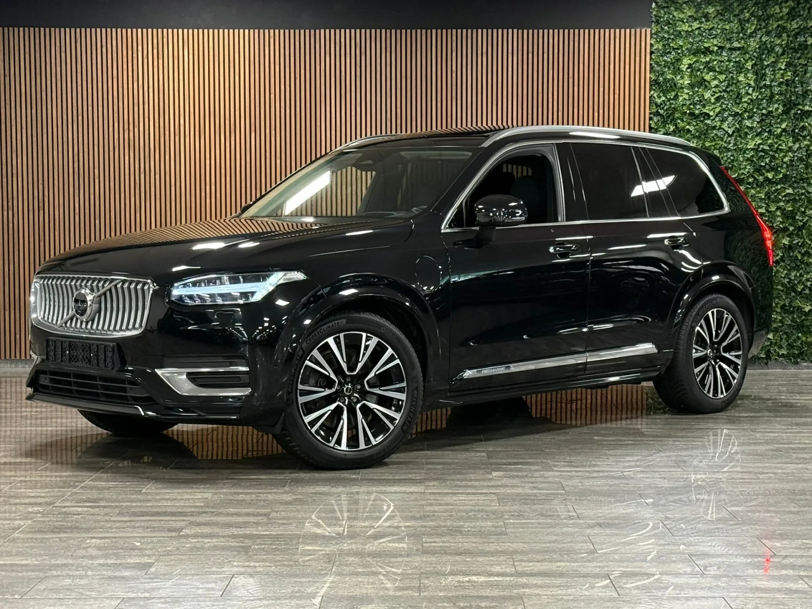 Volvo XC90 (2023) — foto 1