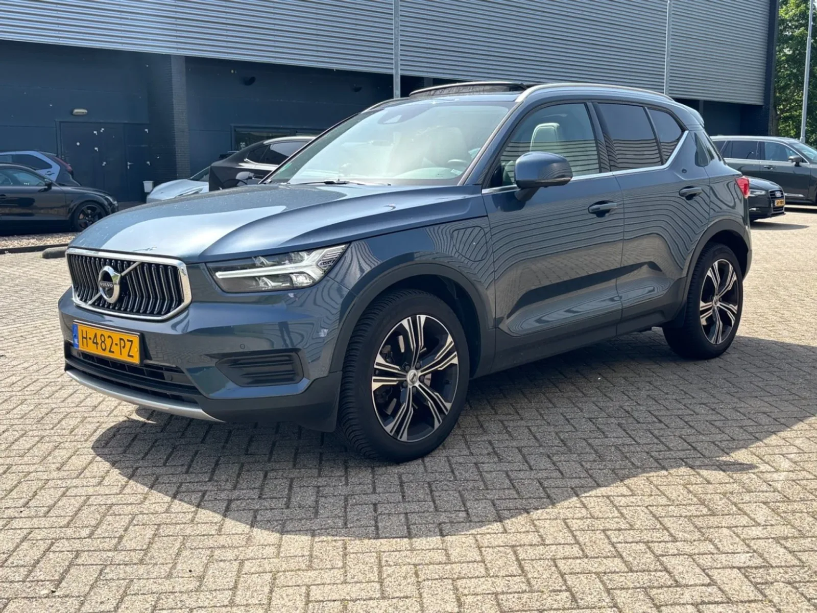 Volvo XC40 (2020) — foto 1
